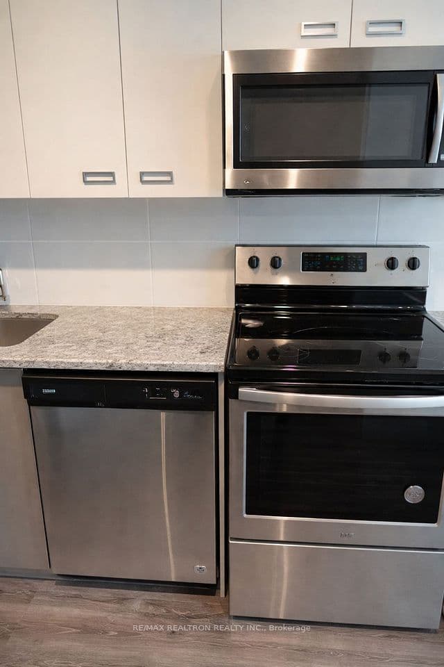 257 Hemlock Street 209, Waterloo, ON N2L 3R4 – photo 3