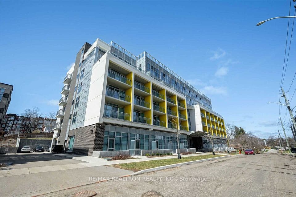 257 Hemlock Street 209, Waterloo, ON N2L 3R4 – main photo