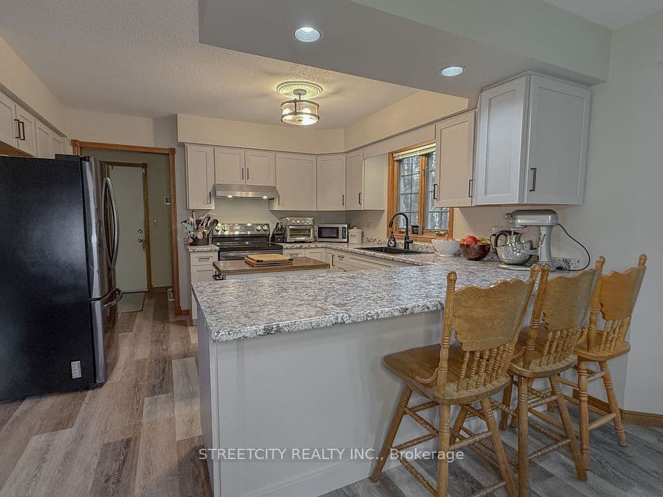 518 Camden Street, Chatham-Kent, ON N0P 1M0 – photo 2
