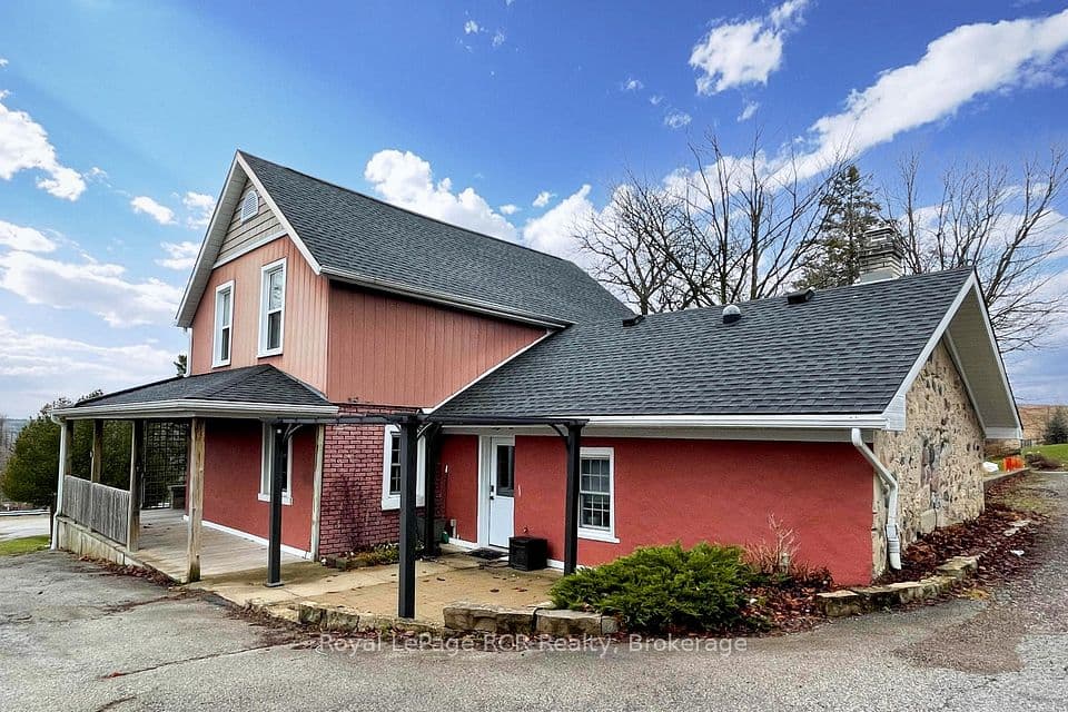 10 Walker Street, Brockton, ON N0G 2V0 – photo 2