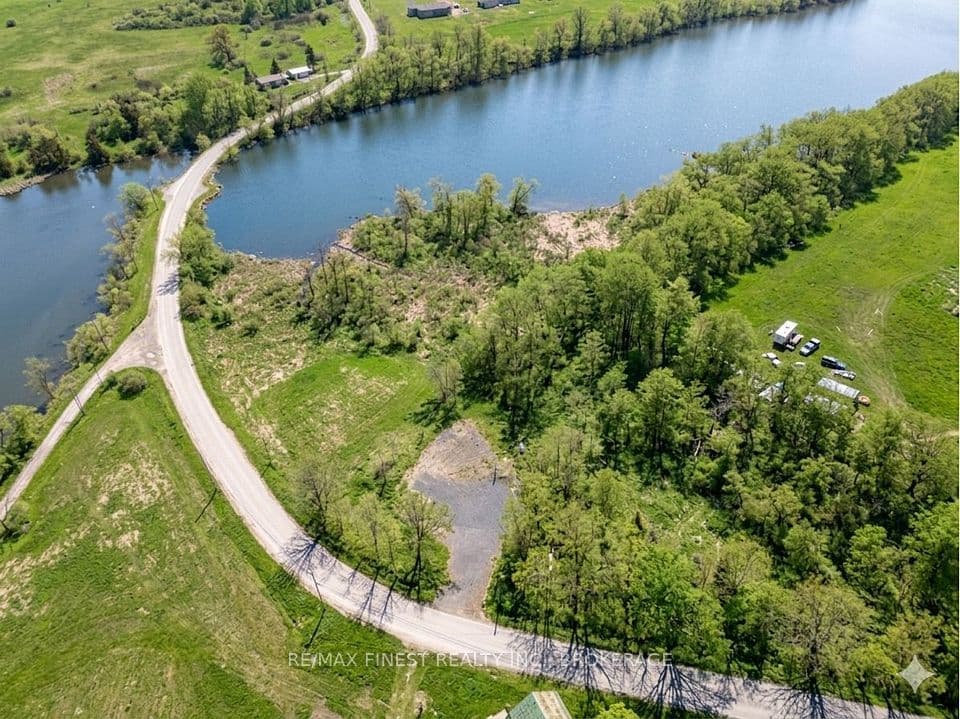 2539 Isle of Man Road, Kingston, ON K7L 4V3 – main photo
