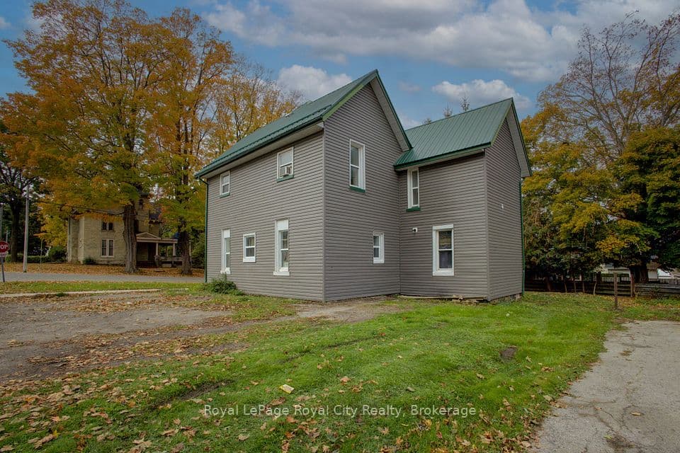 103 Patrick Street E, North Huron, ON N0G 2N0 – photo 2