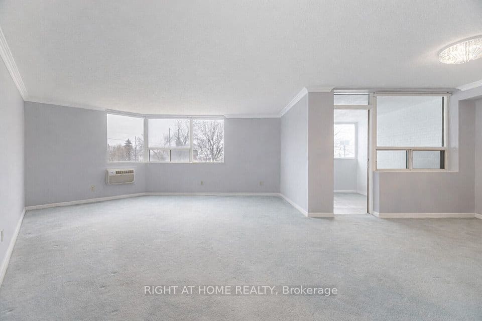 166 Mountain Park Avenue 201, Hamilton, ON L8V 1A1 – photo 2