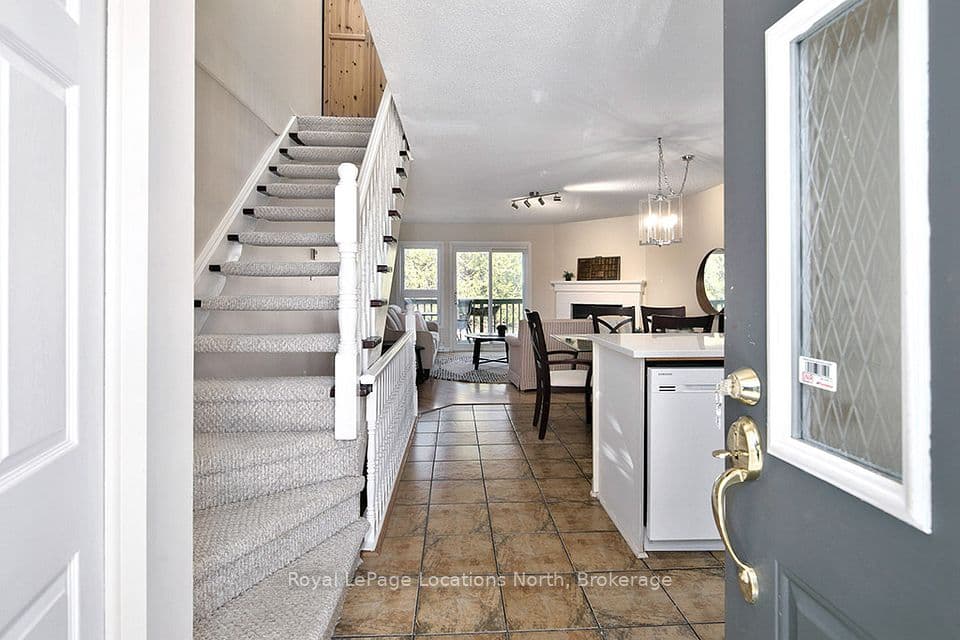 100 Alice Street W 52, Blue Mountains, ON N0H 2P0 – photo 2