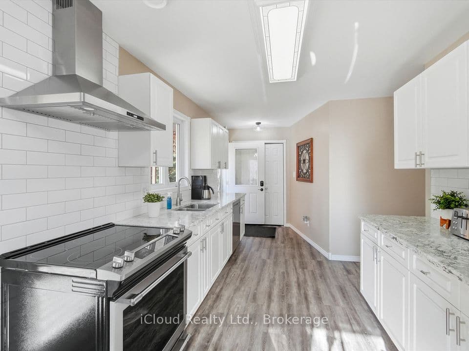 6 Springhill Road, McKellar, ON P0G 1C0 – photo 3