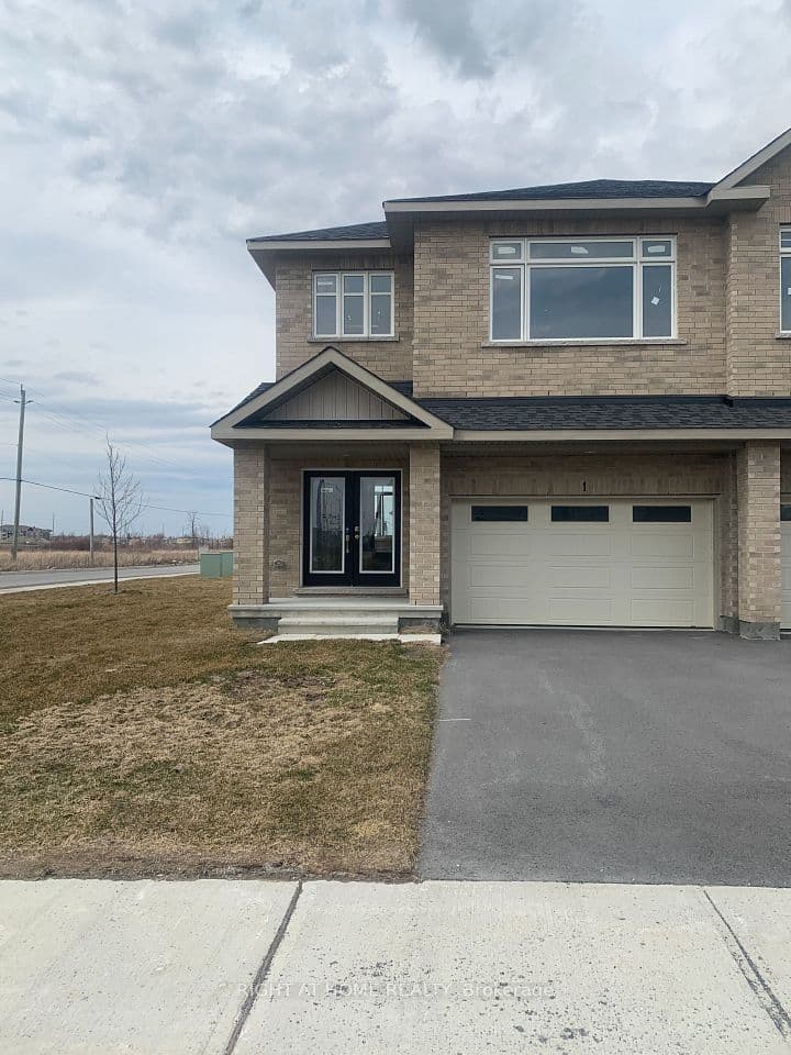 1 Wylie Way, Carleton Place, ON K7C 0C4 – main photo
