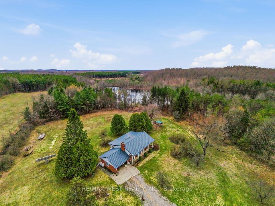 542310 Concession 14 Road, West Grey, ON N0G 1R0 – main photo
