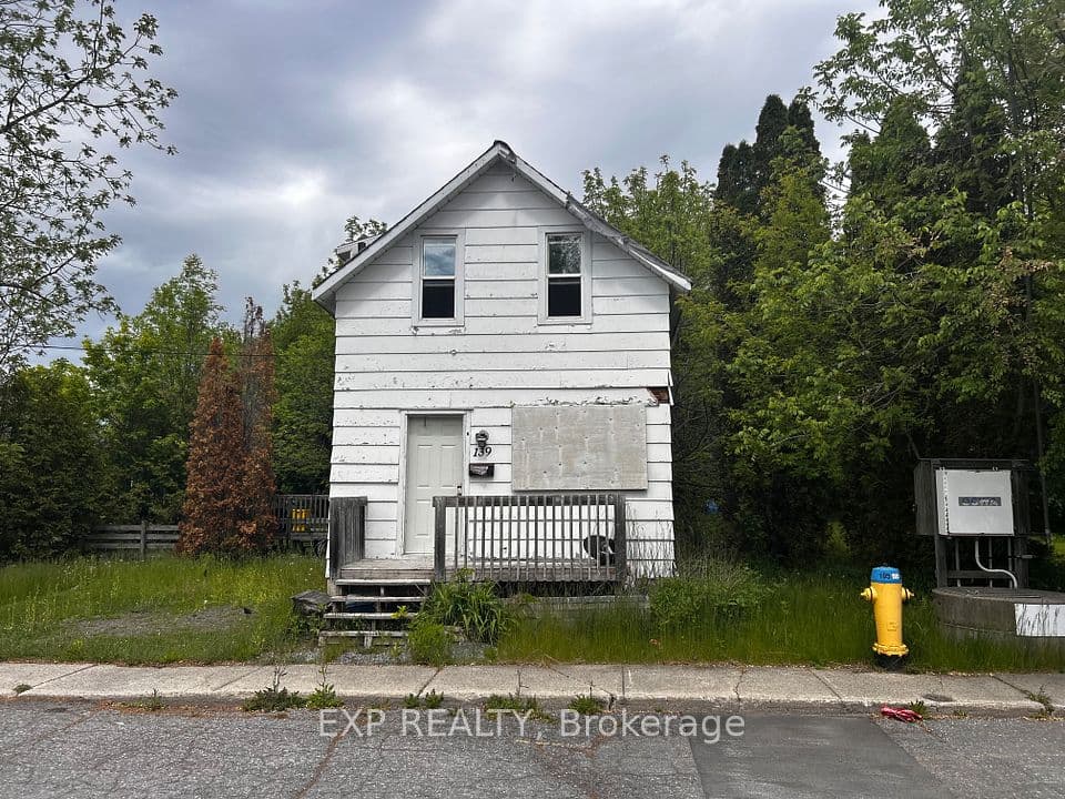 139 CHARLES Street, Carleton Place, ON K7C 2Y4 – main photo