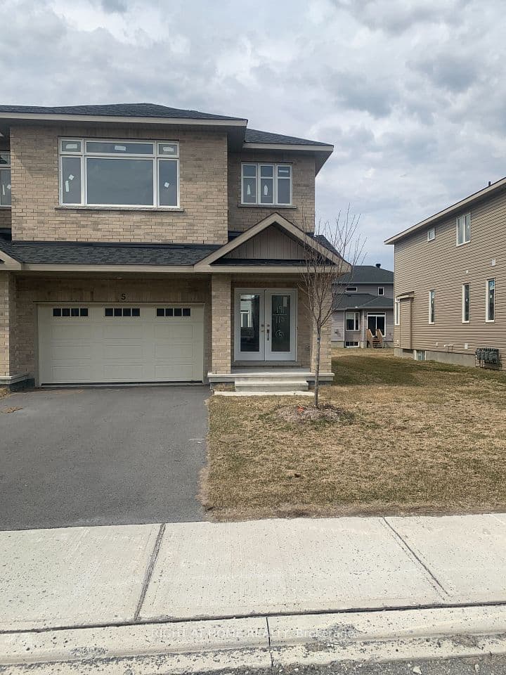 5 Wylie Way, Carleton Place, ON K7C 0C4 – main photo
