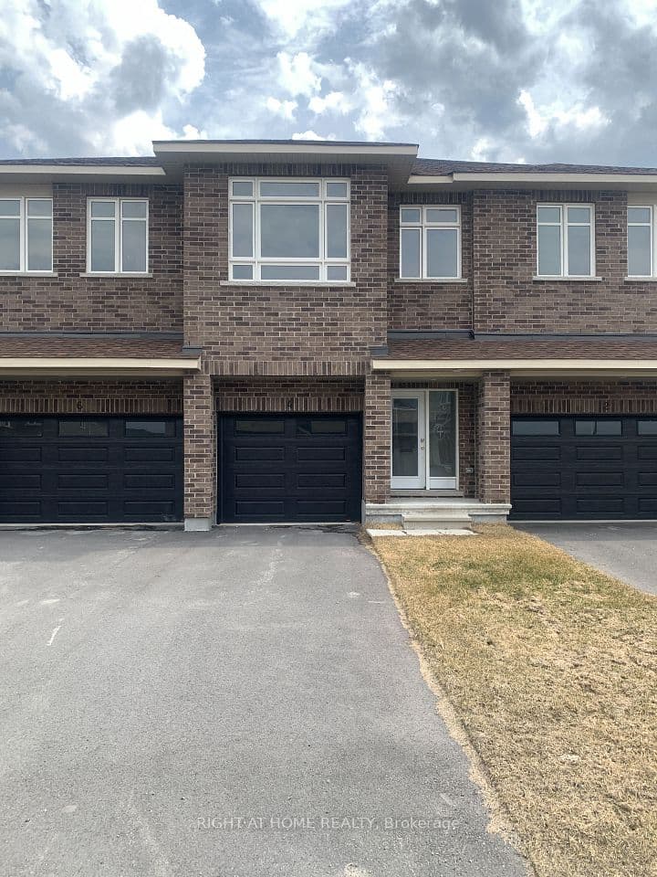 4 Wylie Way, Carleton Place, ON K7C 0C4 – main photo