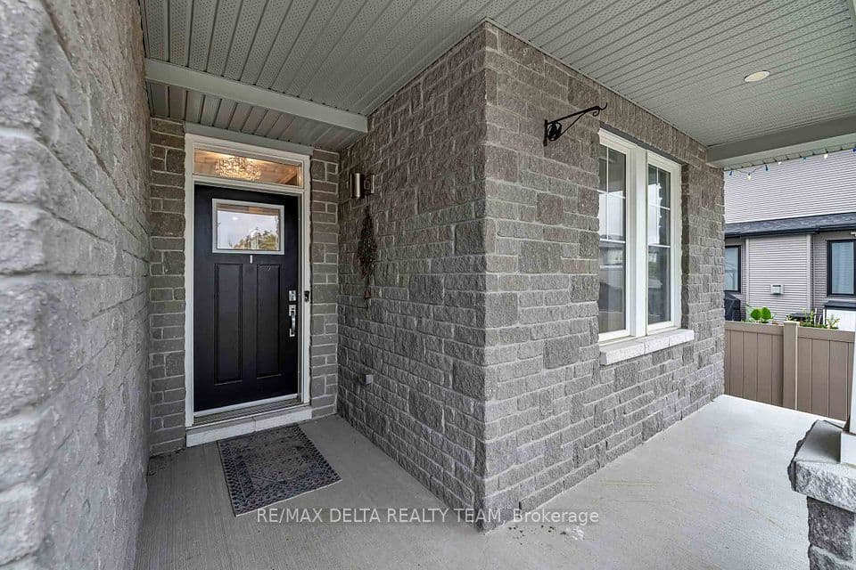 165 Groningen Street, Kanata, ON K2V 0C6 – photo 2