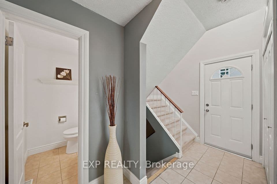 148 Rutherford Court 16, Kanata, ON K2K 1N6 – photo 2
