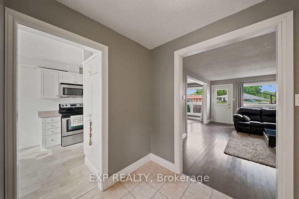148 Rutherford Court 16, Kanata, ON K2K 1N6 – photo 3