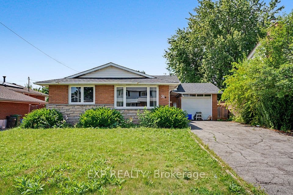 31 Darlington Drive, Hamilton, ON L9C 2L8 – main photo
