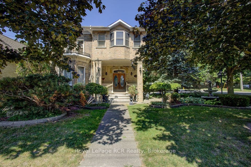 291 Elma Street E, North Perth, ON N4W 2E2 – main photo