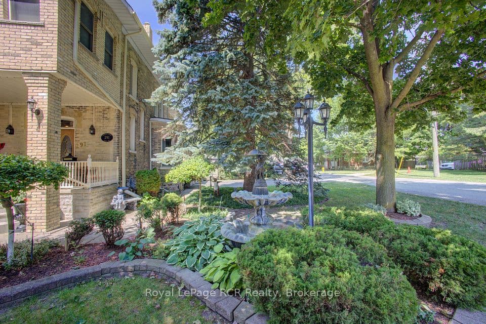291 Elma Street E, North Perth, ON N4W 2E2 – photo 2