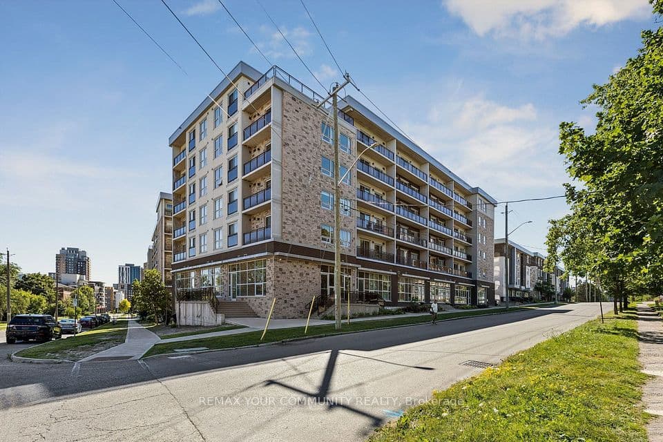 275 Larch Street F115, Waterloo, ON N2L 3R2 – main photo