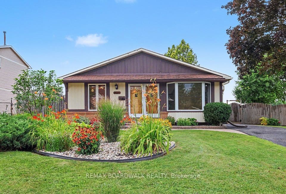 329 Pintail Terrace, Orleans - Cumberland and Area, ON K1E 1Z9 – photo 2