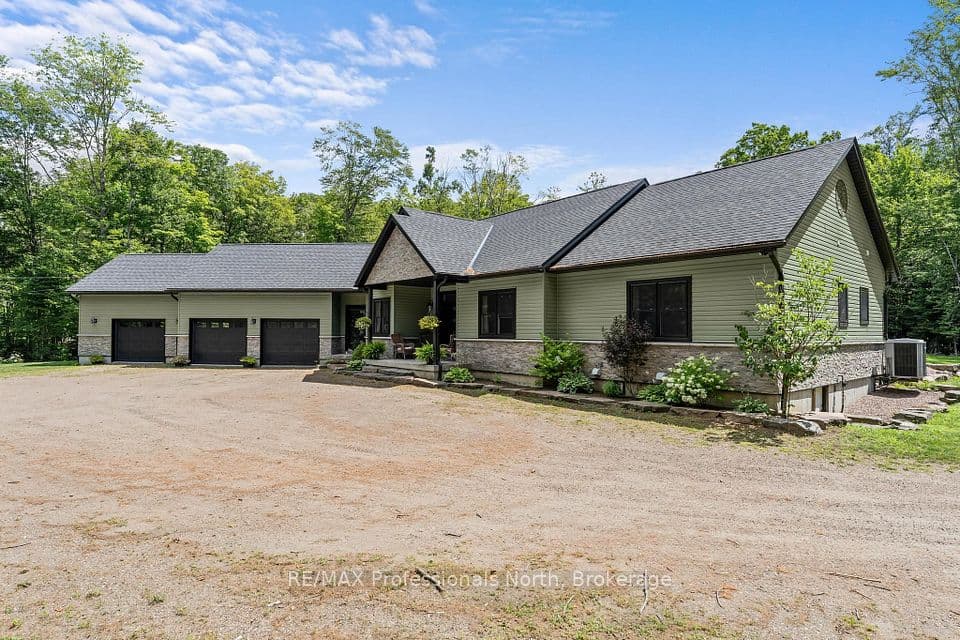 1183 HAMILTON Road, Minden Hills, ON K0M 2K0 – main photo