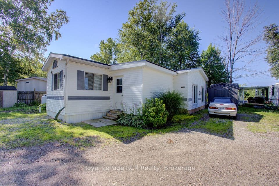 79681 Bluewater Hwy 21 3 Maple St, Central Huron, ON N7A 3X8 – photo 2