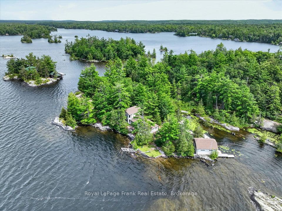 1550 Island 85 Stoney Lake, Douro-Dummer, ON K0L 2H0 – main photo