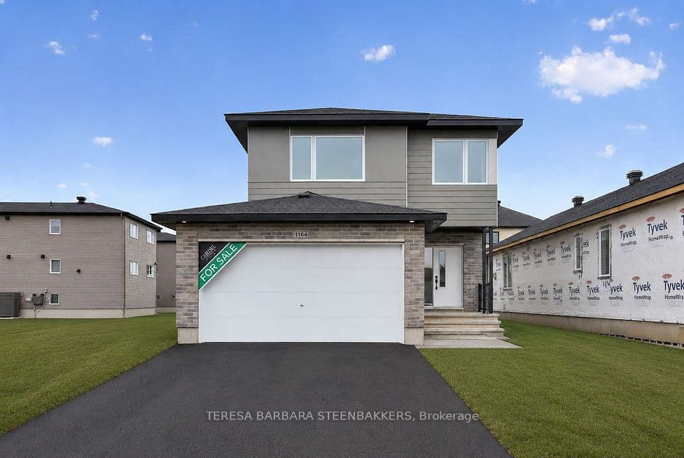 1164 Bronze Avenue, Clarence-Rockland, ON K4K 0M9 – main photo