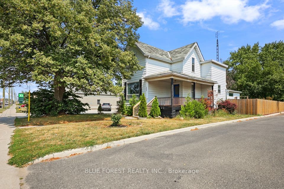 305 St Clair Street, Chatham-Kent, ON N7L 3J8 – photo 2