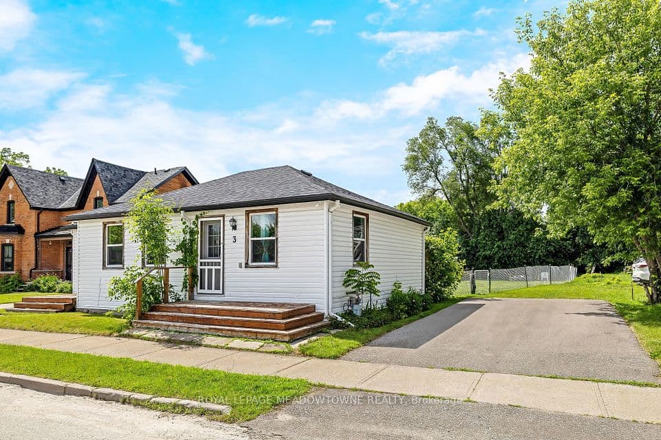 3 Church Boulevard, Erin, ON N0B 1T0 – photo 2