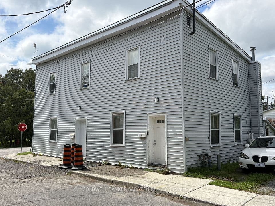 19 & 21 Rock Lane E, Arnprior, ON K7S 2C3 – main photo