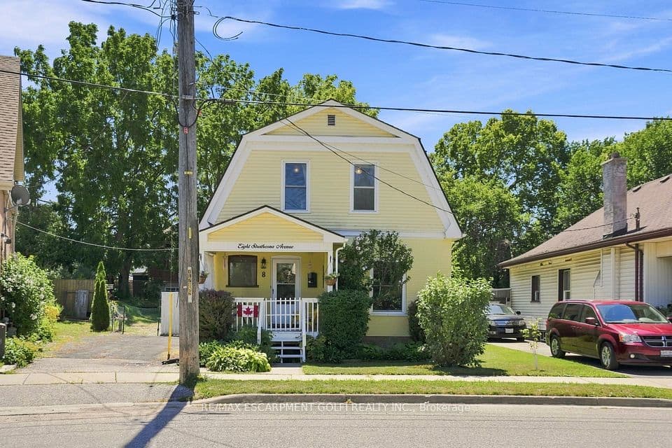 8 STRATHCONA Avenue, Brantford, ON N3S 1T3 – main photo