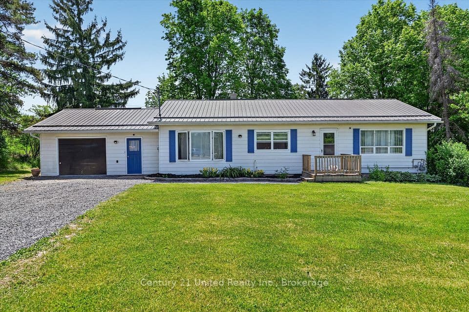 323 St Lawrence Street W, Centre Hastings, ON K0K 2K0 – main photo