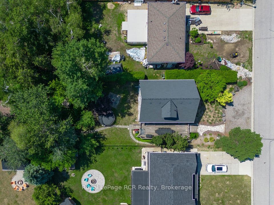 243 Island Street, Saugeen Shores, ON N0H 2L0 – photo 3