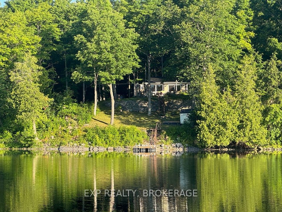 2107 Hambly Lane, South Frontenac, ON K0H 1W0 – photo 2