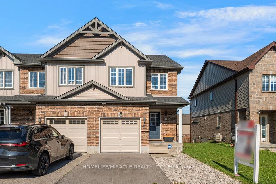 65 Renfrew Street, Kitchener, ON N2R 0G5 – main photo