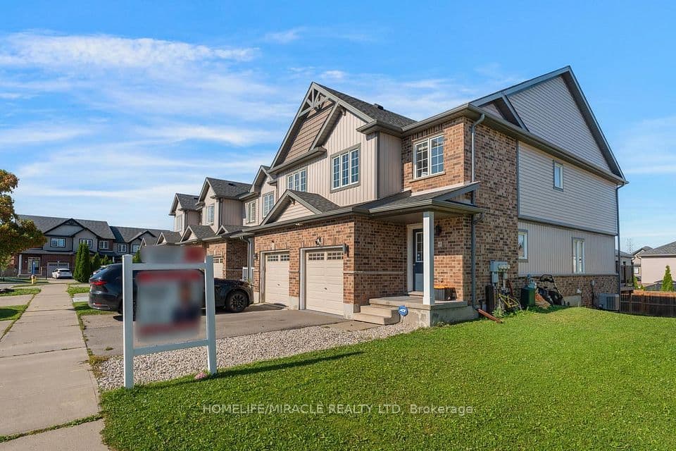 65 Renfrew Street, Kitchener, ON N2R 0G5 – photo 2