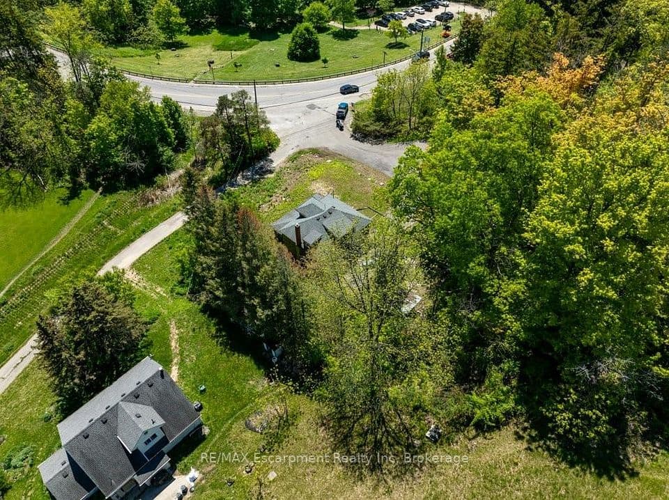 193 Mill Street S, Hamilton, ON L0R 2H0 – photo 2