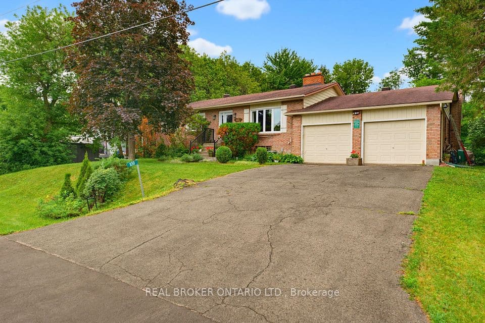109 Highview Drive, Constance Bay - Dunrobin - Kilmaurs - Woodlawn, ON K0A 3M0 – photo 3