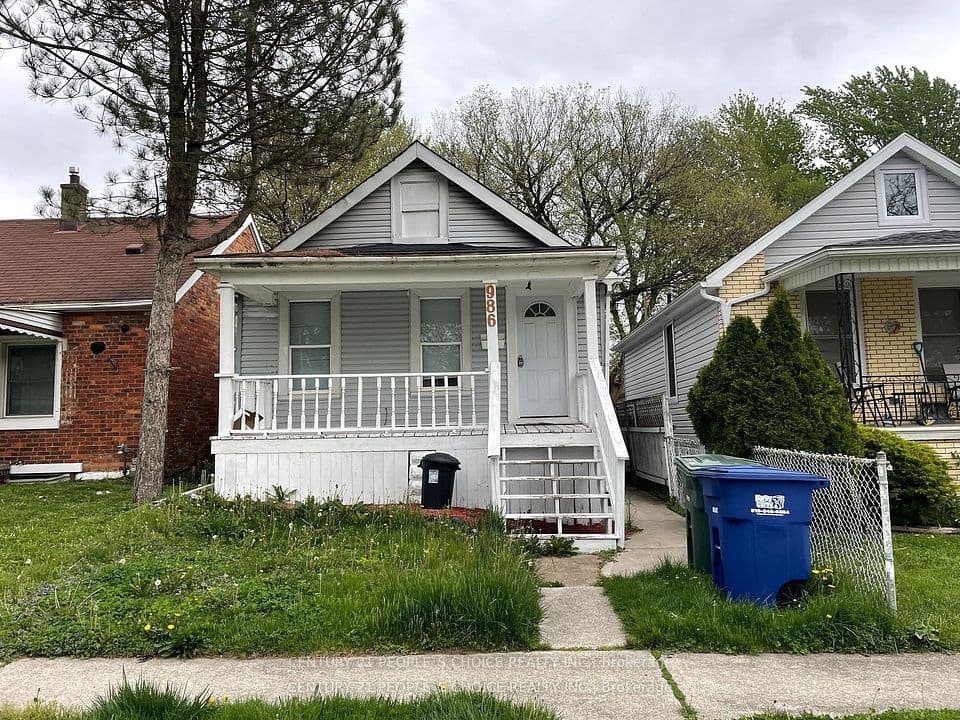 986 Bridge Avenue, Windsor, ON N9B 2N1 – main photo