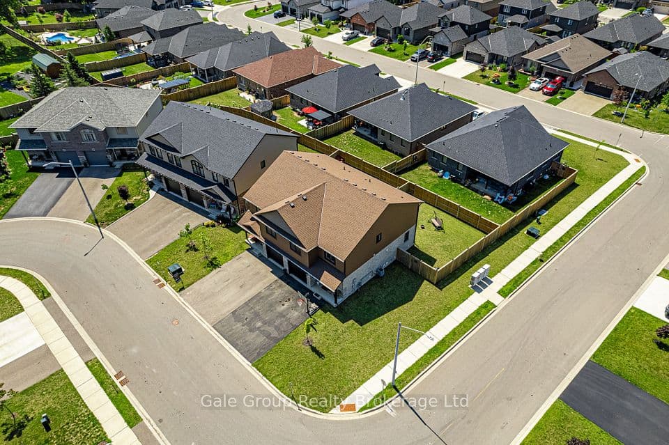 38 Amber Street, Norfolk, ON N0E 1Y0 – photo 2