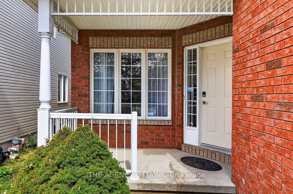 321 Goldridge Drive, Kanata, ON K2T 1G8 – photo 3
