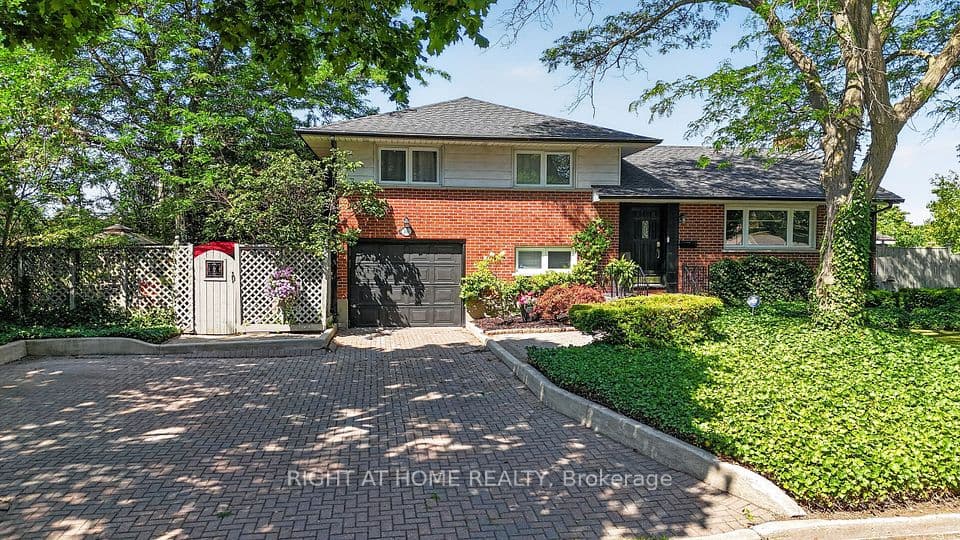 366 Burlington Crescent, London South, ON N5Z 3H1 – main photo