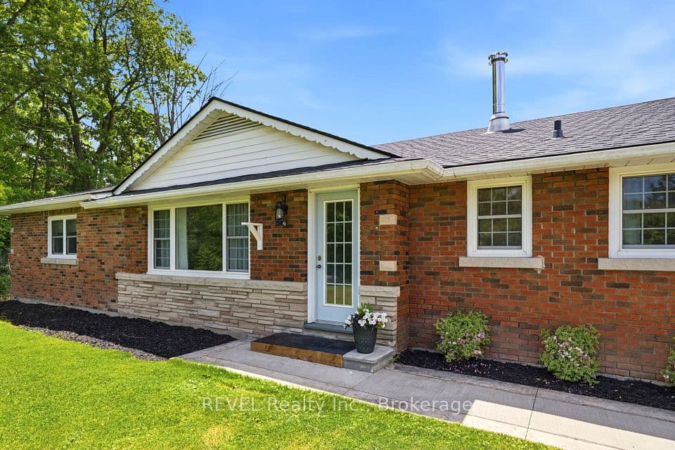 8238 Concession 5 Road, West Lincoln, ON L0R 1E0 – photo 2