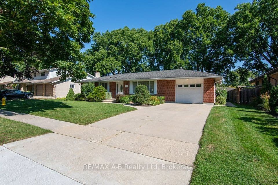 174 Neal Avenue, Stratford, ON N5A 5A8 – photo 2