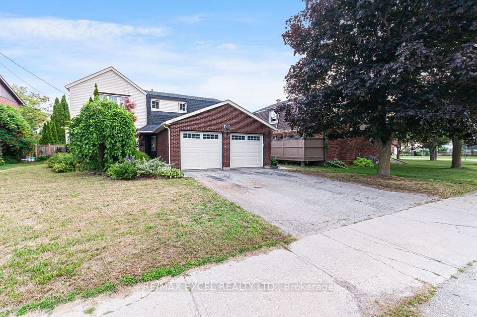 218 Angeline Street N, Kawartha Lakes, ON K9V 5E9 – photo 2