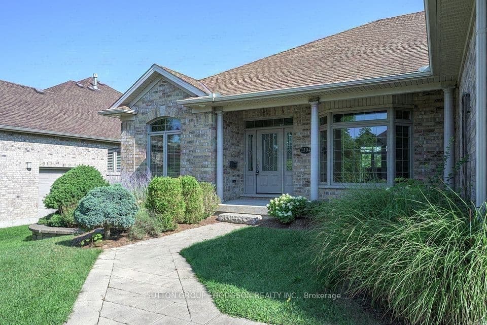 2304 Jack Nash Drive, London South, ON N6K 5R3 – photo 2