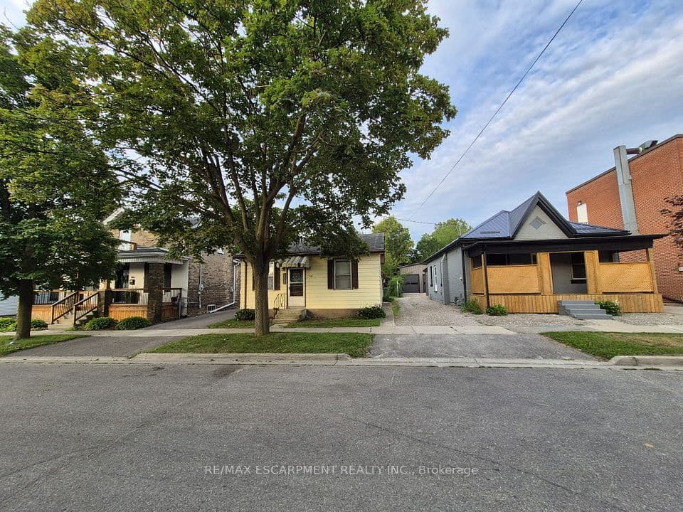 148 Pearl Street, Brantford, ON N3T 3P4 – photo 3