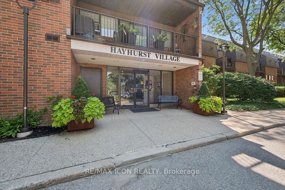 36 Hayhurst Road 329, Brantford, ON N3R 6Y9 – photo 3