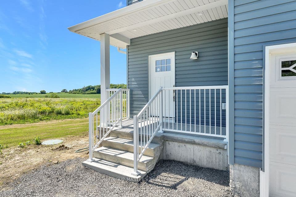 108 Main Street B, Leeds and the Thousand Islands, ON K0H 2N0 – photo 2