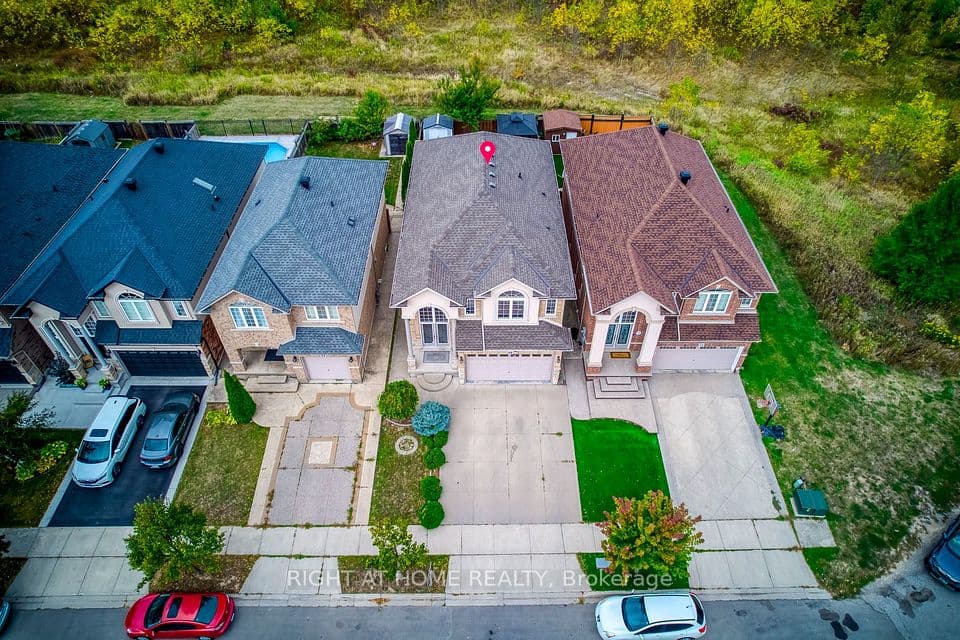 38 Assisi Street, Hamilton, ON L8W 0A5 – photo 2