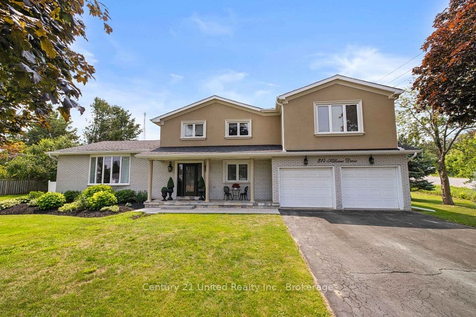 214 Hillview Drive, Peterborough, ON K9K 2N2 – main photo